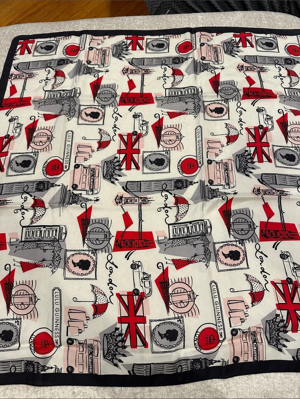 Lulu Guinness Red Black Pink London Motif Scarf 100 % silk